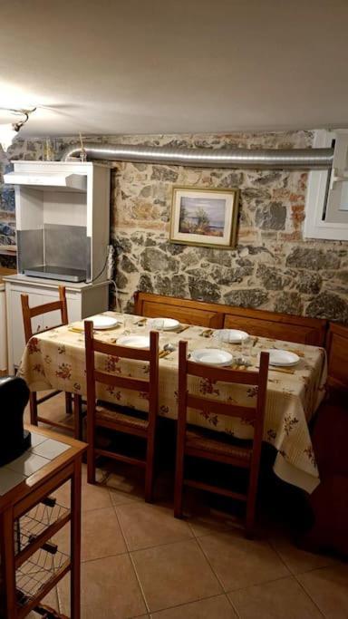 Taverna Abitazione A 15 Km Da Firenze Prato  Exteriér fotografie